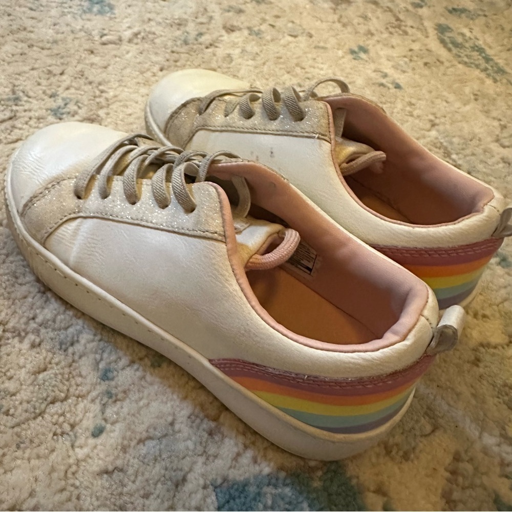 🌟3/$20🌟 Carters sneakers